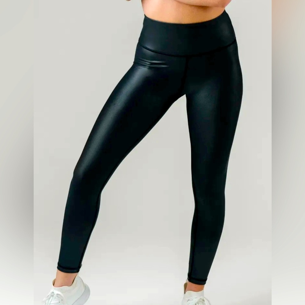 My Zyia black metallic light n tight high rise 7/8 24”